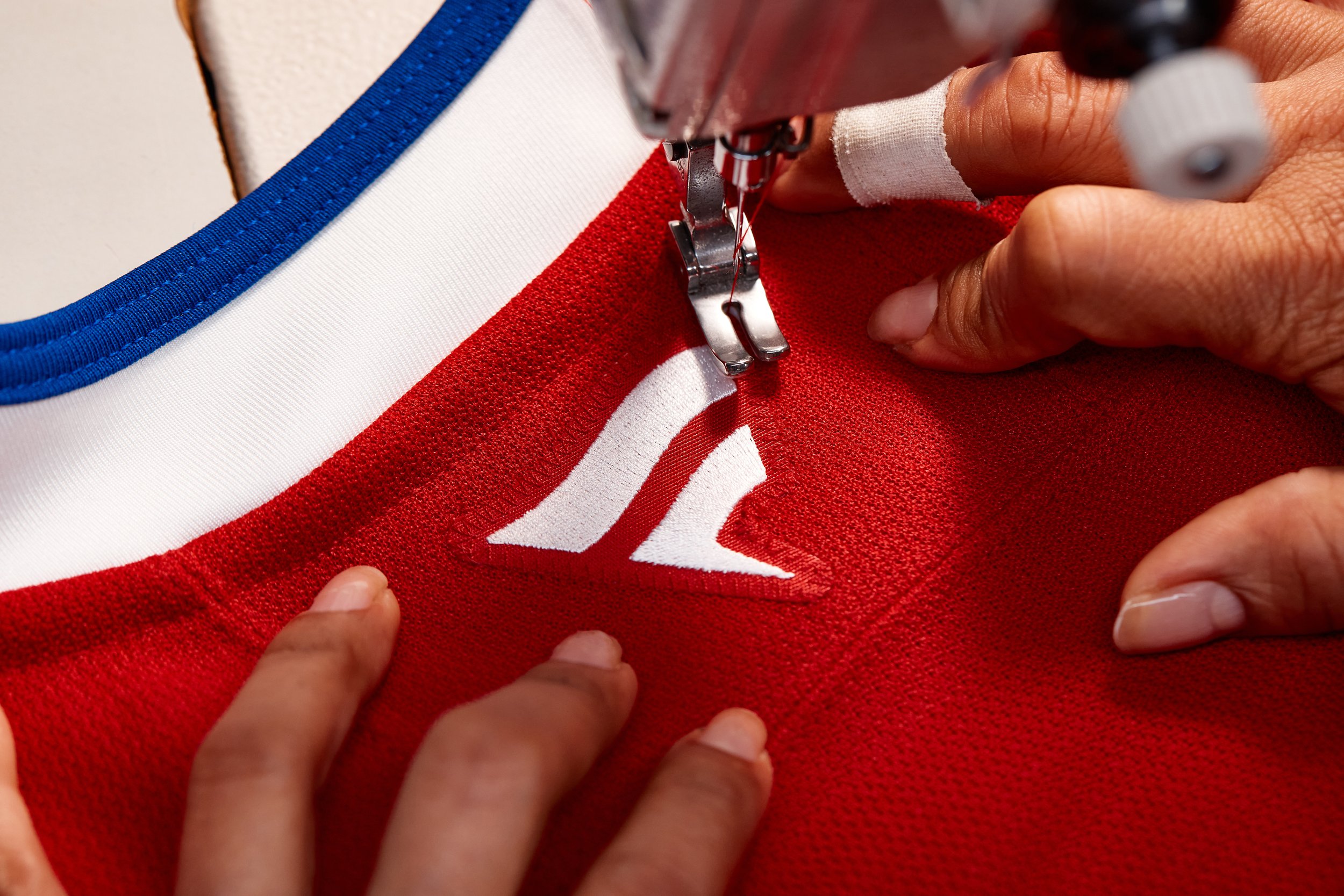 Montreal Canadiens Fanatics Flag.jpg
